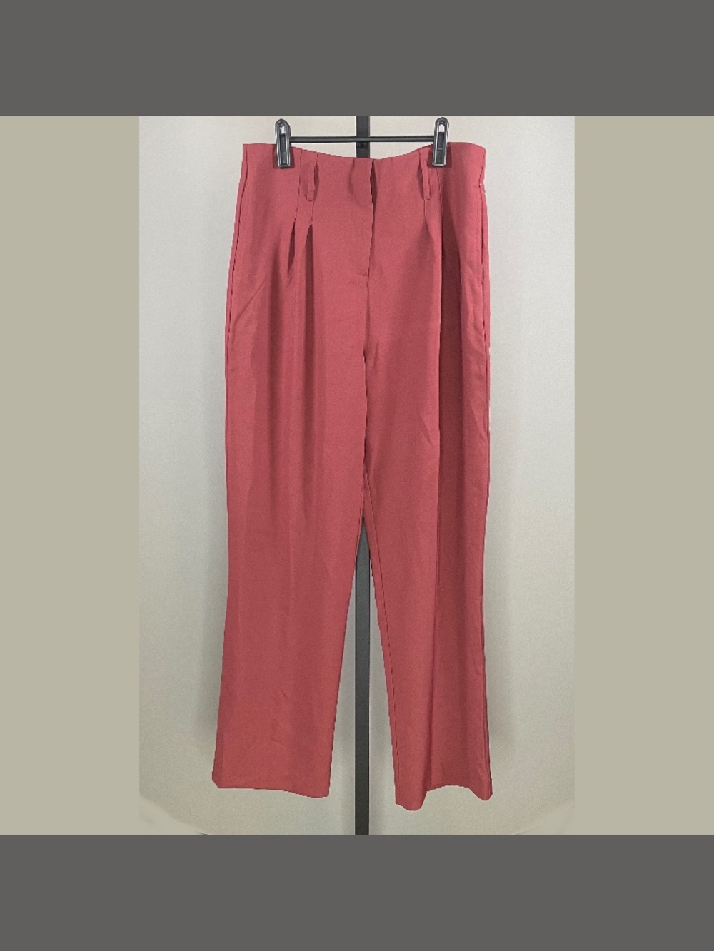 NEW Romeo & Juliet Couture Pants Womens Large burgundy red straight leg trouser